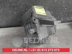 Hyundai I20 Luchtfilterhuis O703104 foto 2