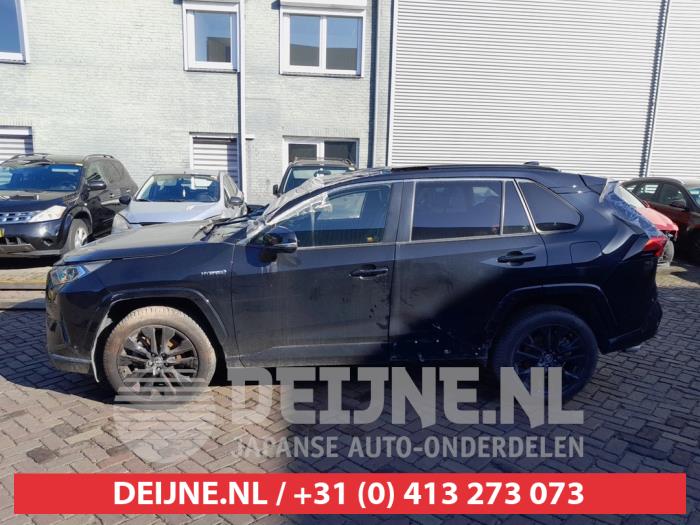 Toyota Rav-4 Door 4-door, front left O703201
