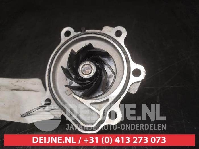 Nissan Qashqai Water pump O703216