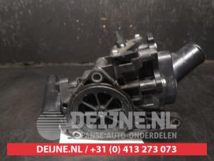 Nissan Qashqai Thermostaathuis O703224 foto 2