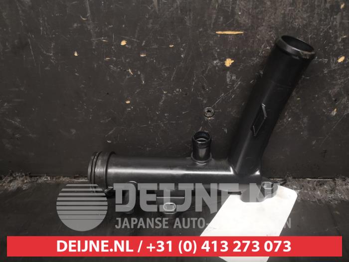 Nissan Qashqai Water pipe O703233