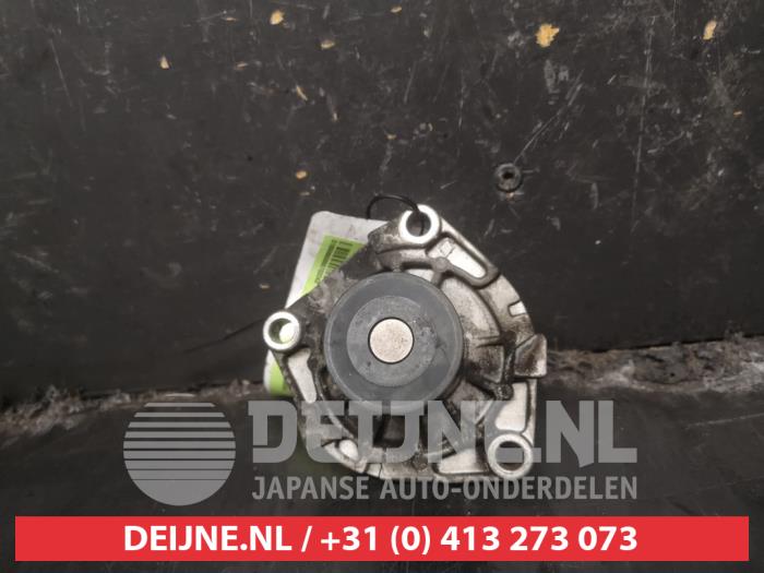 Waterpomp van een Suzuki Vitara (LY/MY) 1.6 16V DDiS AllGrip 2015