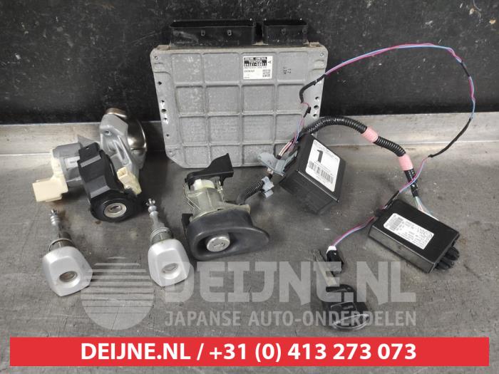 Toyota Yaris Steuergerät Motormanagement O703300