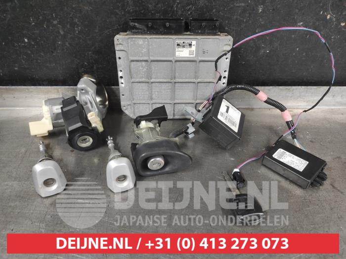 Toyota Yaris Set of cylinder locks (complete) O703302