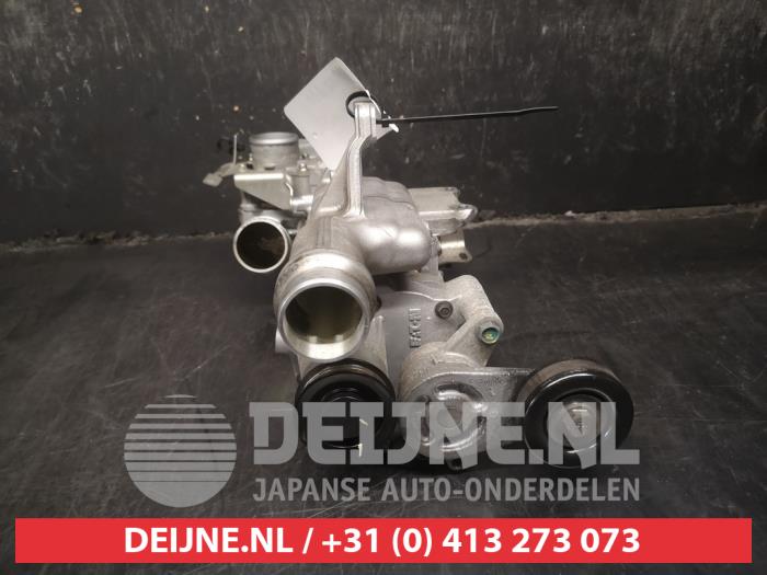 Compressor van een Nissan Micra (K13) 1.2 12V DIG-S 2012
