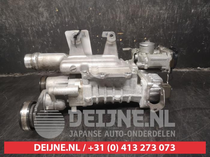 Compressor van een Nissan Micra (K13) 1.2 12V DIG-S 2012