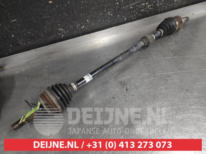 Toyota Yaris Front drive shaft, right O703314