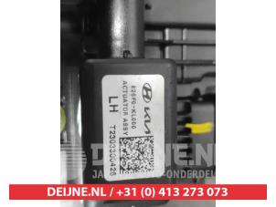 Hyundai Ioniq Door handle 4-door, front left O703321 photo 3