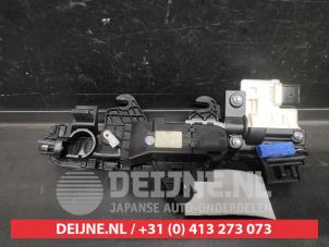 Hyundai Ioniq Door handle 4-door, front left O703321 photo 2