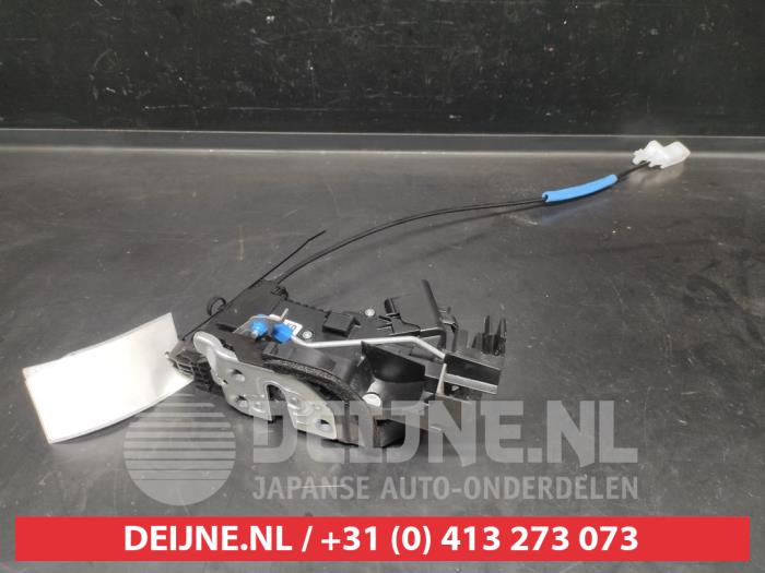 Hyundai Ioniq Deurslot Mechaniek 4Deurs links-voor O703323