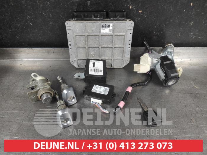 Toyota Yaris Slotenset Cilinder (compleet) O703346