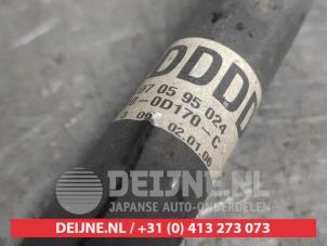 Toyota Yaris Aandrijfas rechts-voor O703352 foto 2