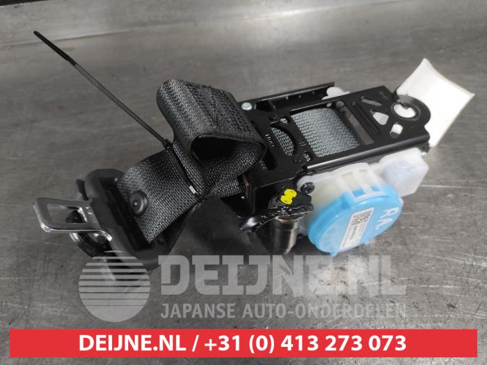 Toyota Yaris Sicherheitsgurt rechts hinten O703427