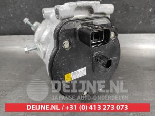 Toyota Yaris Air conditioning pump O703433 photo 3