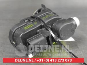 Toyota Yaris Scheinwerfermotor O703484 foto 2