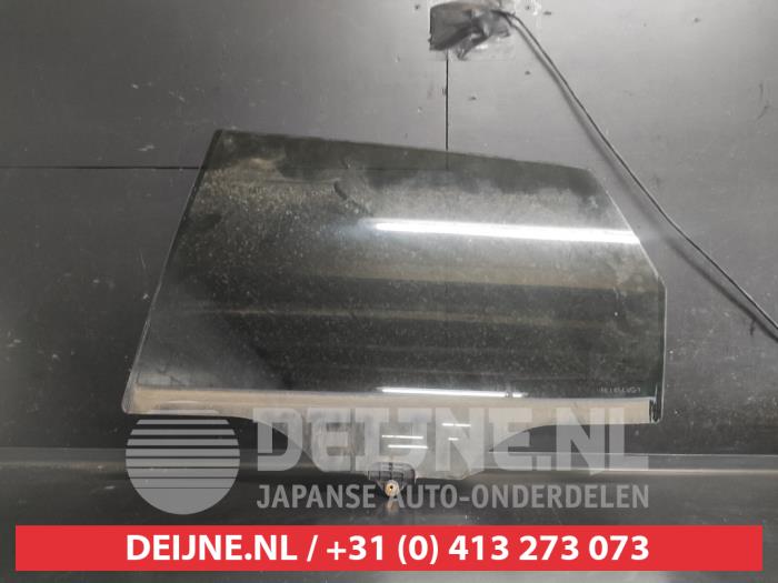 Kia Ceed Türscheibe 4-türig links hinten O703516