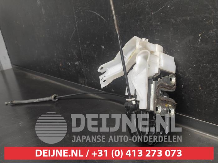 Kia Ceed Deurslot Mechaniek 4Deurs links-achter O703517