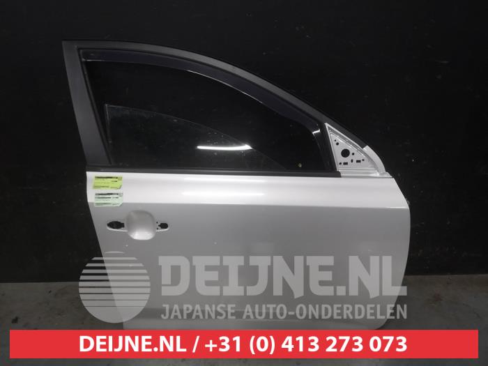 Kia Ceed Tür 4-türig rechts vorne O703531