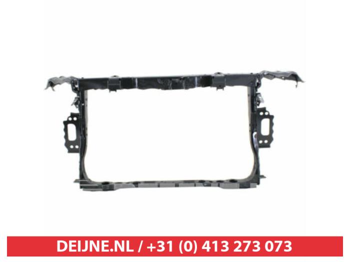 Toyota Prius Plus Front panel O9990009420