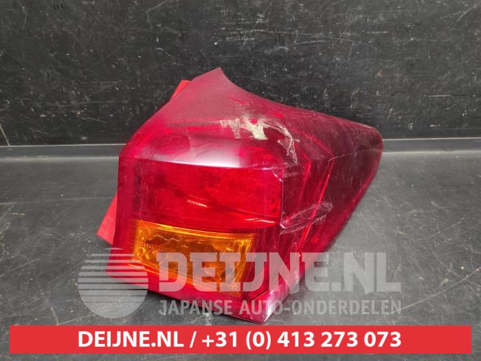 Toyota Auris Rücklicht rechts O703578