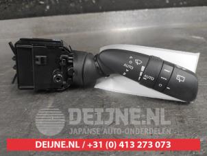 Gebruikte Ruitenwis Schakelaar Toyota RAV4 (A5) 2.5 Hybrid 16V Prijs op aanvraag aangeboden door V.Deijne Jap.Auto-onderdelen BV