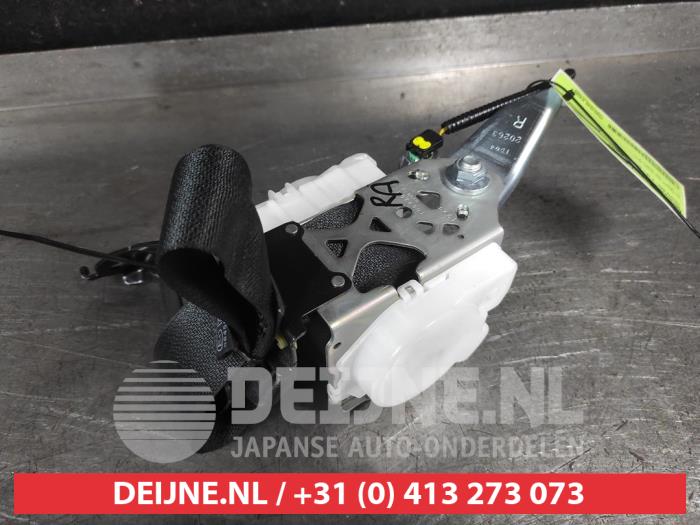 Toyota Rav-4 Sicherheitsgurt rechts hinten O703645