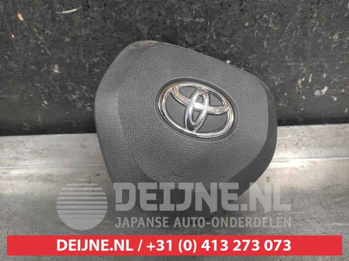 Toyota Rav-4 Left airbag (steering wheel) O703648