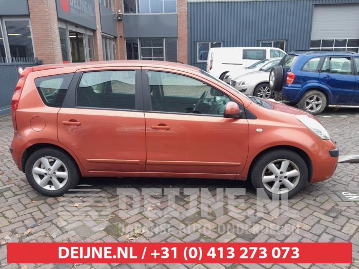 Nissan Note Zusätzliches Fenster 4-türig rechts hinten O703698