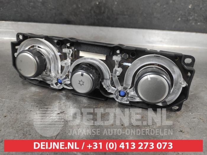 Mitsubishi Grandis Heizung Bedienpaneel O703973