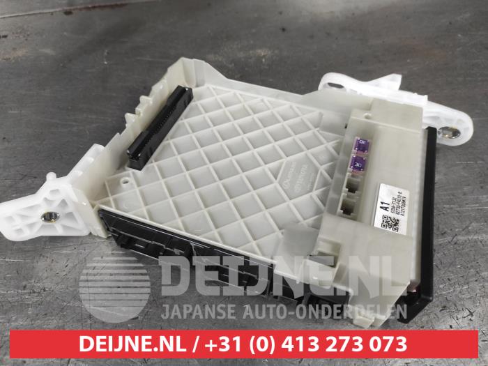 Toyota C-HR Fuse box O704007