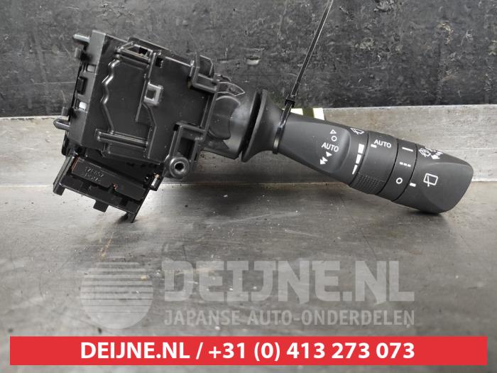 Toyota C-HR Scheibenwischer Schalter O704023