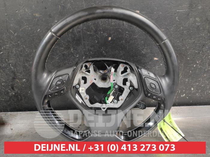 Toyota C-HR Lenkrad O704027