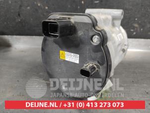 Toyota C-HR Air conditioning pump O704040 photo 2