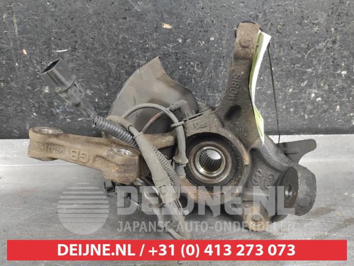 Hyundai I20 Fusee rechts-voor O704053