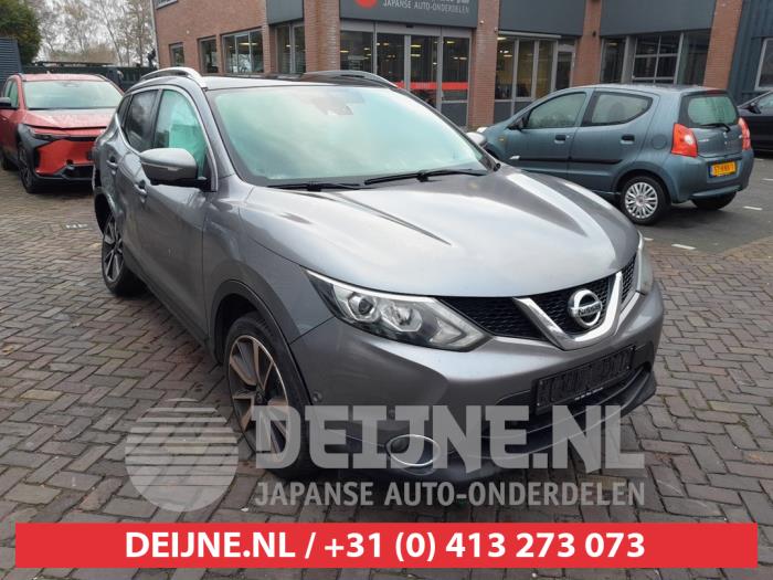 Nissan Qashqai Vorderfront komplett O704075