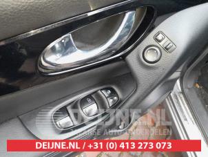 Nissan Qashqai Multi-functional window switch O704078 photo 2