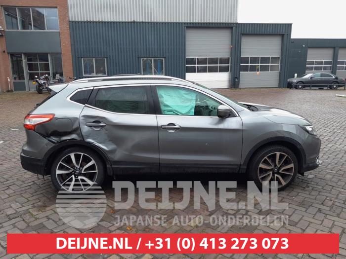 Nissan Qashqai Extra window 4-door, right O704091