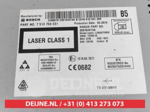 Nissan Qashqai Radio O704097 foto 2