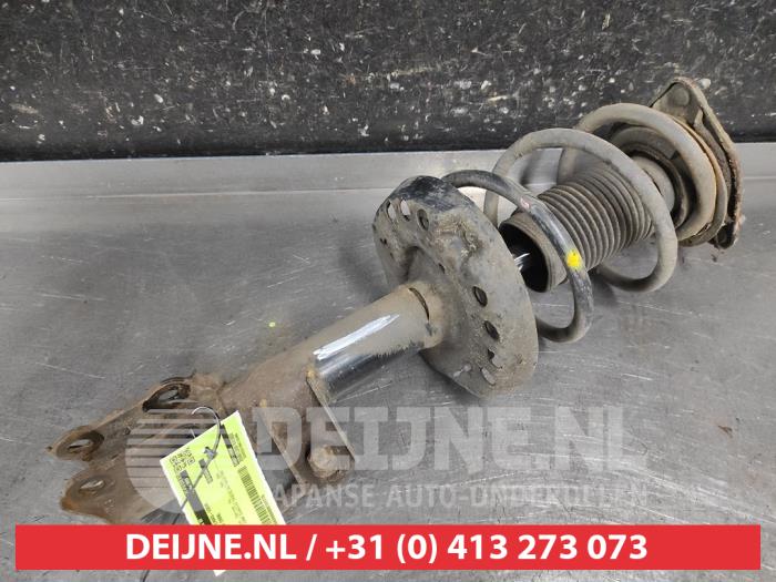 Kia Ceed Stoßdämpferstrebe links vorne O704175