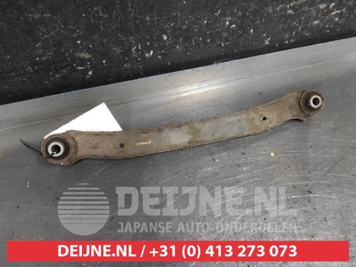 Kia Ceed Draagarm rechts-achter O704188