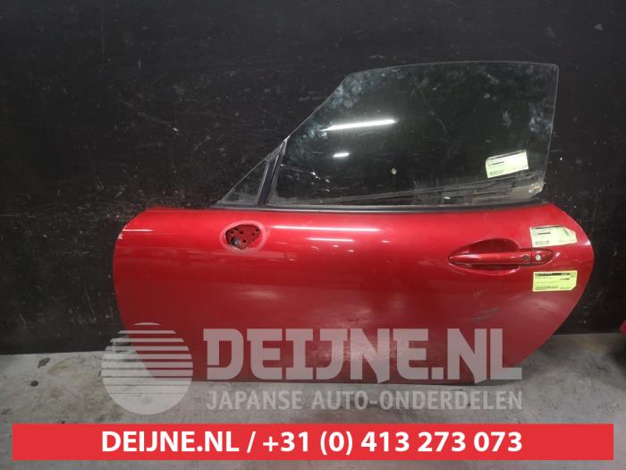 Mazda MX-5 Door 2-door, left O704198
