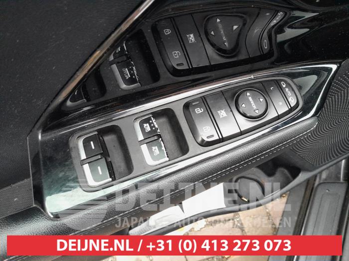 Kia Niro Kombischalter Fenster O704201