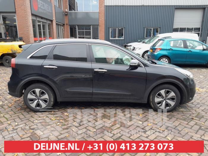 Kia Niro Zusätzliches Fenster 4-türig rechts hinten O704215