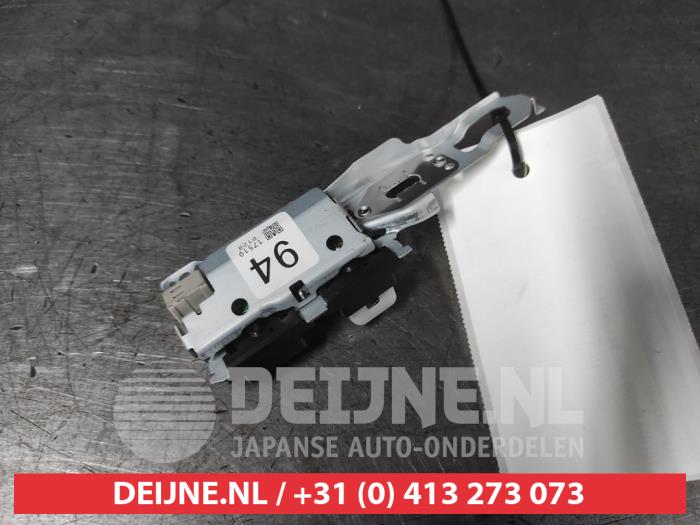 Toyota C-HR DAB-Antenne O704341