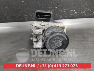 Toyota Yaris ABS Pomp O704453 foto 3