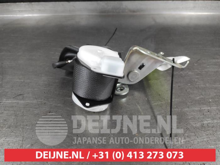 Toyota Auris Veiligheidsgordel links-achter O704457