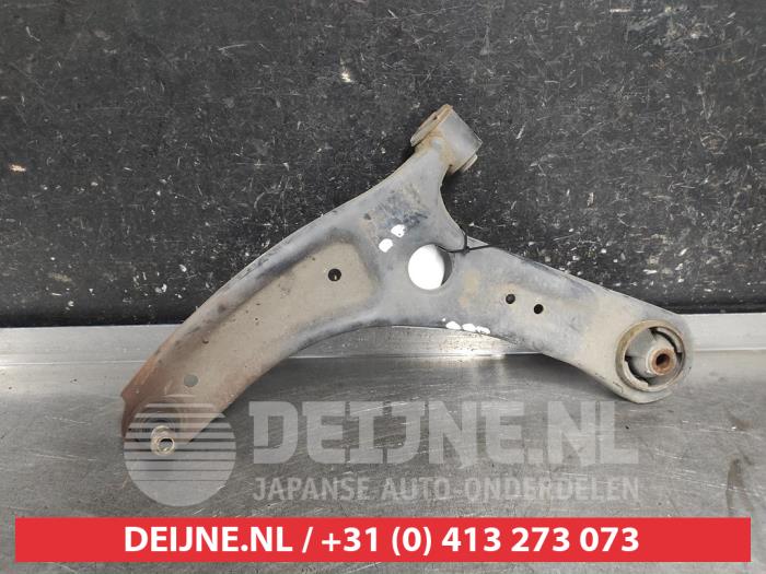 Hyundai I20 Draagarm onder links-voor O704461