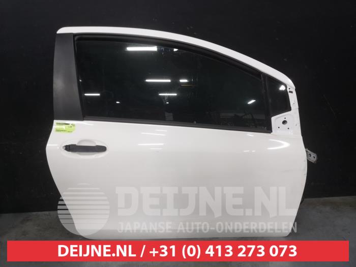 Toyota Yaris Portier 2Deurs rechts O704465
