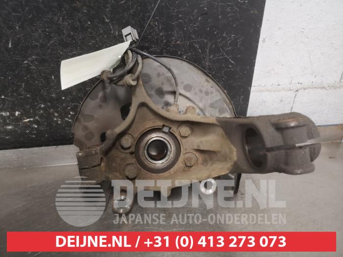 Nissan Qashqai Knuckle, front left O704509