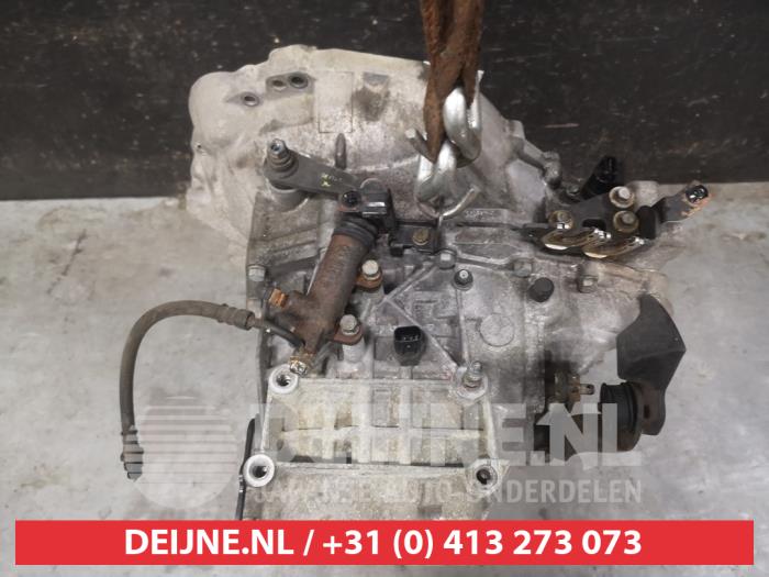 Kia Carens Getriebe O704573